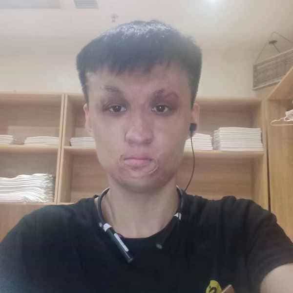 27岁岁山东单身帅哥 - 镇江吉缘网