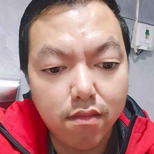 38岁岁江苏单身帅哥 - 镇江吉缘网