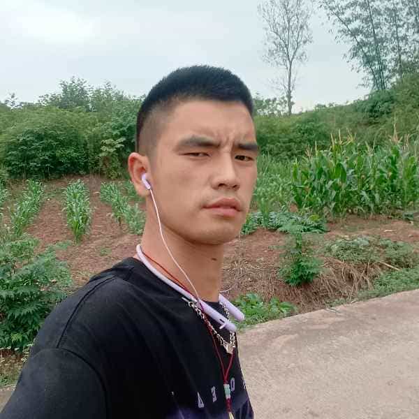 35岁岁四川单身帅哥 - 镇江吉缘网