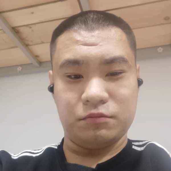 25岁岁山东单身帅哥 - 镇江吉缘网