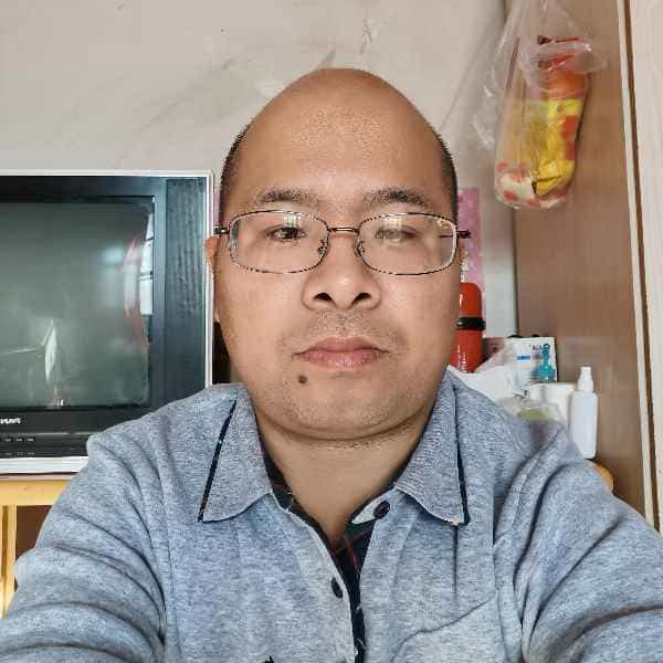37岁岁山东单身帅哥 - 镇江吉缘网