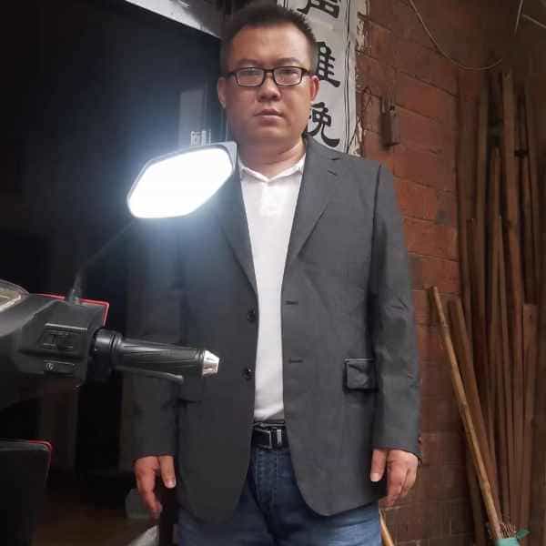 40岁岁江西单身帅哥 - 镇江吉缘网