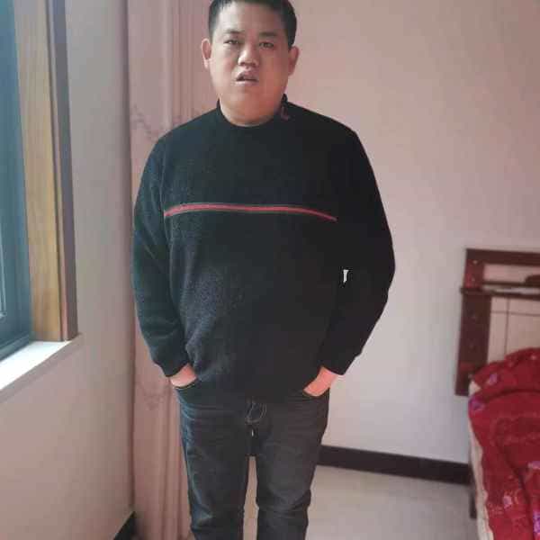 33岁岁重庆单身帅哥 - 镇江吉缘网