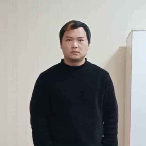 33岁岁四川单身帅哥 - 镇江吉缘网