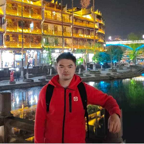 39岁岁广东单身帅哥 - 镇江吉缘网