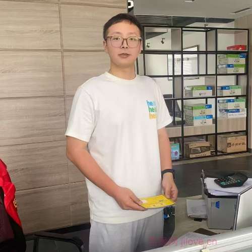 30岁岁江苏单身帅哥 - 镇江吉缘网