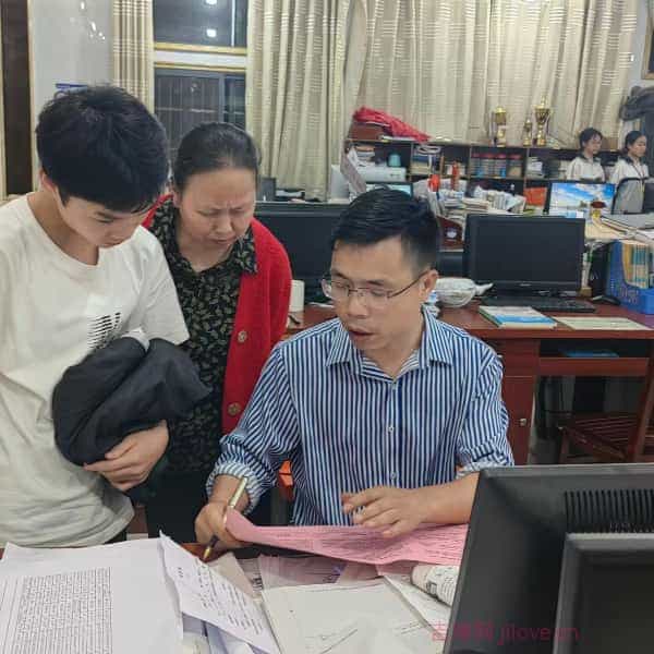36岁岁湖南单身帅哥 - 镇江吉缘网